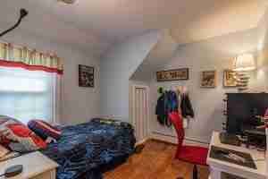 44 Washington Avenue River Edge, NJ 07661 presented for sale by North Jersey Partners brokered by eXp Realty | www.thisisriveredge.com