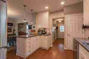 44 Washington Avenue River Edge, NJ 07661 presented for sale by North Jersey Partners brokered by eXp Realty | www.thisisriveredge.com